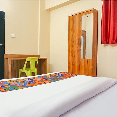Fabhotel Falcon Inn -Behind The Dmart Baner Pune Exteriör bild